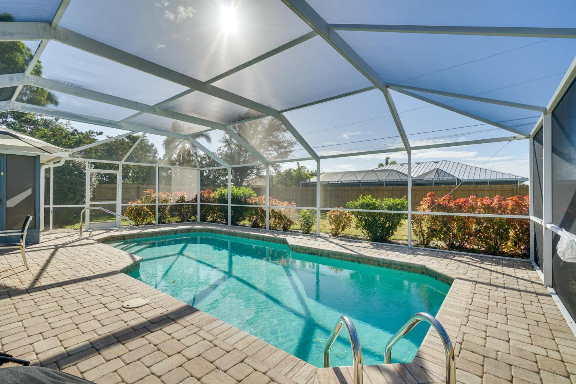 Bright Home With Outdoor Oasis, 7 Mi To Beaches Cape Coral Exterior photo